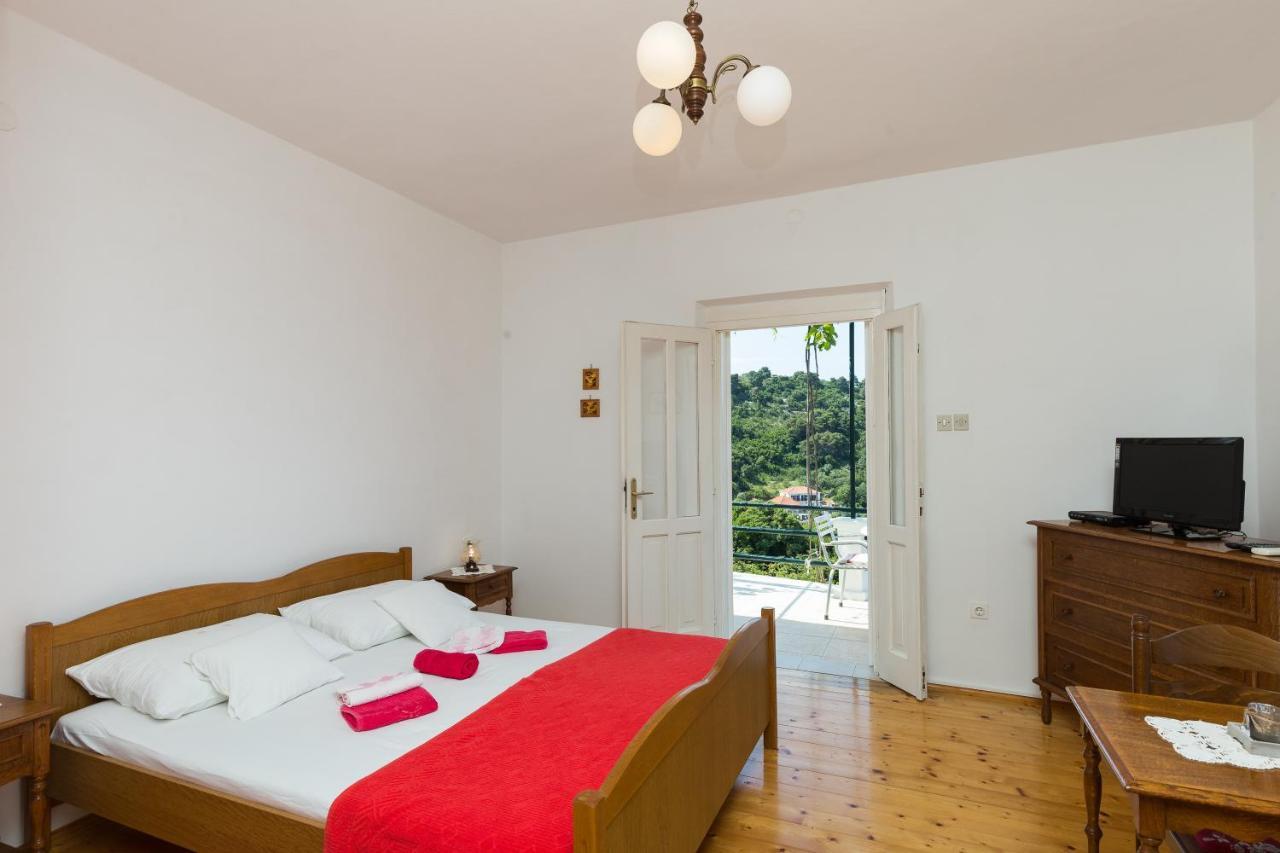 Apartments Miskovic Donje Celo Room photo